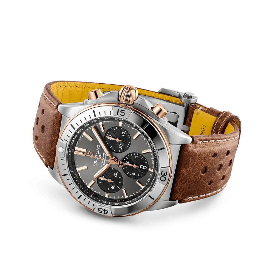 Breitling Chronomat B01 42Triumph TB0134101M1X1